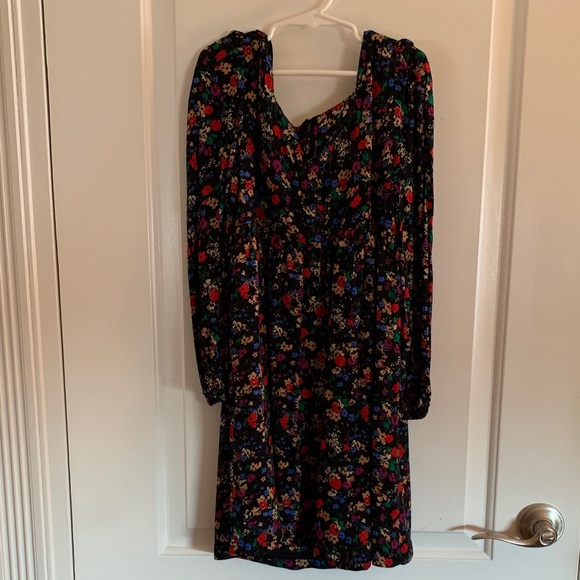 NWT GAP Black Floral Kids Dress - Picture 8 of 8